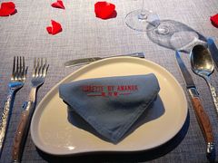 -弦月窗LUNETTE BY AMANDA(复兴路店)