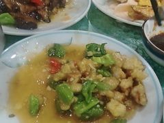 -鹤乡东北菜(崮山路店)