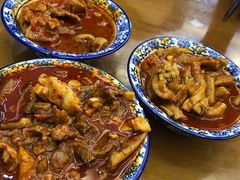 -邱芳粉店(迎宾大道旗舰店)