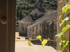 -塞南克修道院