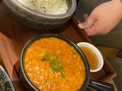 -荟廷·晶萃(陆家嘴尚悦湾店)
