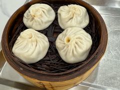 虾肉小笼-老西白点心店
