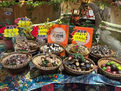 -老滇山寨•云南特色菜•地方菜•民族风情歌舞表演(金碧店)