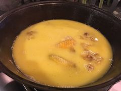 -鲜入围煮花胶鸡海鲜火锅