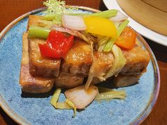 -广州中心皇冠假日酒店·百粤楼