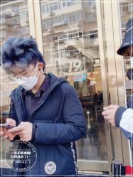 -一東造型烫发染发