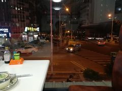 -鑫悦楼煎蟹·16年海鲜大排档