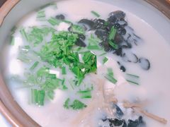 千岛湖招牌鱼头砂锅-姜君·千岛湖鱼头馆(浦东大道店)