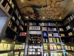 -钟书阁(松江泰晤士小镇店)