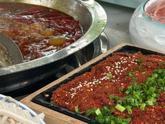 -茅草房·河畔园林火锅