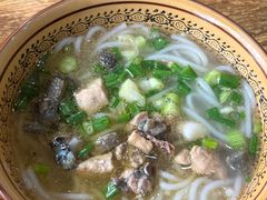 -正宗李家土鸡米线店