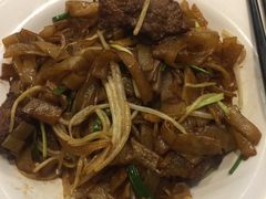 -新大咀港式茶餐厅(宝山万达店)