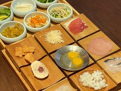 -银米·云南传统过桥米线(双廊黑金冠店)