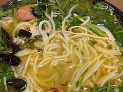 -肥汁米蘭香港米线(定西路店)