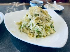 黄瓜丝拌豆皮-大清花饺子(山庄店)