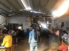 大堂-正宗杨记普洱酸醋米线(总店)