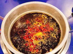 -马路边边串串香(延庆环球新意广场店)