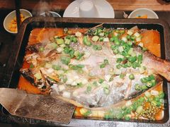 -夯鱼烤鱼·尔滨地标美食(中央商场店)