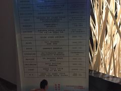 -新盈光·云会所(百丈东路店)