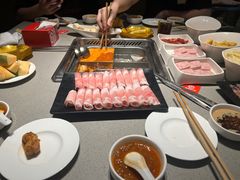 -海底捞火锅(宝龙广场夜宵主题店)