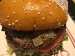 -The Habit Burger Grill 哈比特汉堡(复兴soho店)