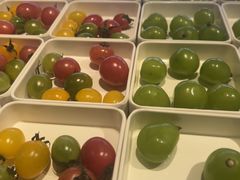 -涨巢·潮玩水疗局