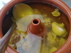 汽锅鸡-怡得观滇餐厅·地道昆明菜·1996(海埂大坝店)