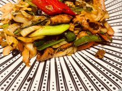 酸菜炒大肠-嘉缤苑