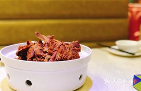 Braised Pork Bones in Old Soup Sauce