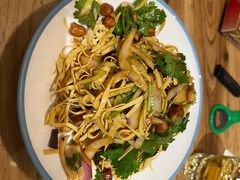 圆葱干豆腐丝-鼎原力量东北吊炉烧烤(临河街店)