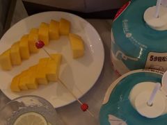 -浅深(世茂滨江精品店)