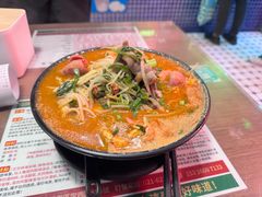 -肥汁米蘭香港米线(定西路店)