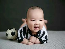 -小脚丫儿童摄影(勒泰中心商场店)