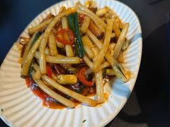 -Ameigo梅果·云贵川bistro(长宁来福士店)