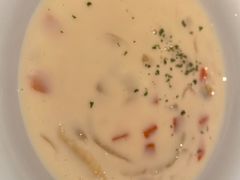 奶油海鲜浓汤-萨莉亚意式餐厅(杭州西溪龙湖天街店)