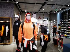 -NIKE KICKS LOUNGE体验店(北京新中关店)