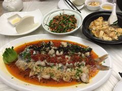 -巴陵全鱼席(湖南老字号汴河街店 )