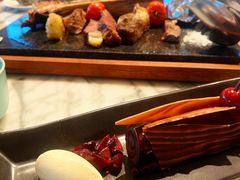 -三亚亚龙湾瑞吉酒店·宴悦Driftwood·游水海鲜·牛排·草坪·私人定制