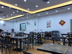 大堂-贞姨美食·老字号海鲜大排档