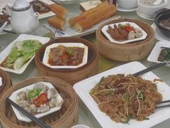 -方鼎食府