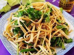 凉拌豆腐丝-欢子烧烤