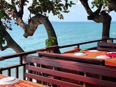 -卷心菜和避孕套餐厅(Pattaya)