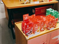 零售区-良品铺子(五角场万达店)