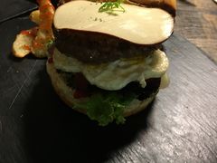 -HIGH FIVE哈福手工汉堡(桂林路店)