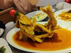 糖醋鲤鱼-闫府私房菜·百年鲁菜(恒隆店)