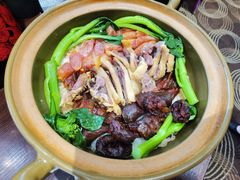腊味煲仔饭-好彩海鲜火锅饭店(银河百老汇店)