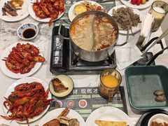 -金马门国际美食百汇(珞喻路店)