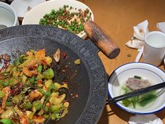 -聚鑫朋酸菜肥肠(文艺路口店)