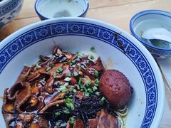 -沪西老弄堂面馆(定西路店)