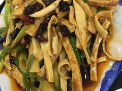 -瑞杰烧烤店·24小时营业(山东路店)